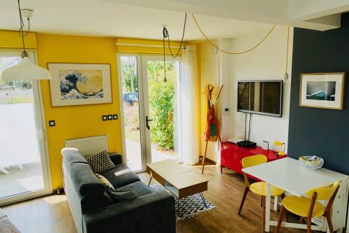 Parame House | Duplex Hermine Cosy, jardin sud & parking