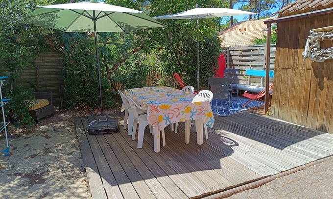 Maubuisson House | Duplex house with pleasant, sunny garden with trees: "just like home".