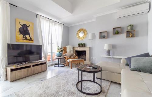 Nueva Andalucia Apartment | DUPLEX PENTHOUSE PUERTO BANUS POOL PADDLE WIFI BBQ