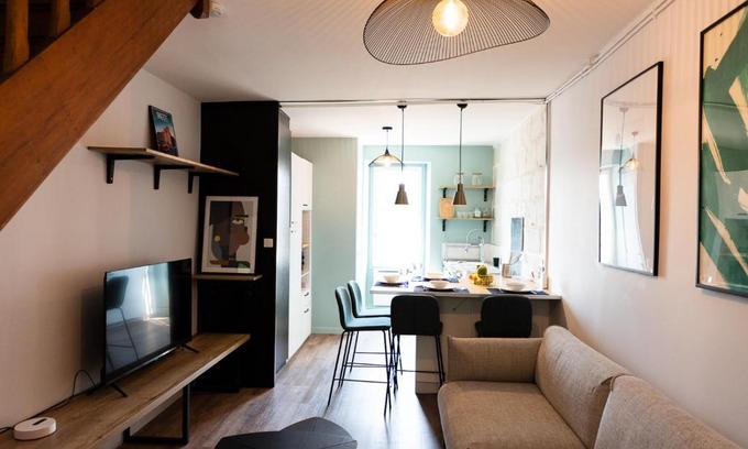 Deux Croix-Banchais Apartment | Duplex T3 moderne et lumineux Angers