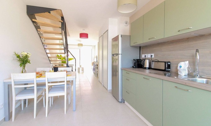 La Faviere Apartment | Duplex w/terrace in Bormes by SELECTsoHOME