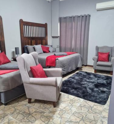 Thabazimbi Cabin | DURANGO Plekkie in die bos