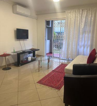 Durban Beachfront Apartment | DURBAN BEACH HOLIDAY HOME