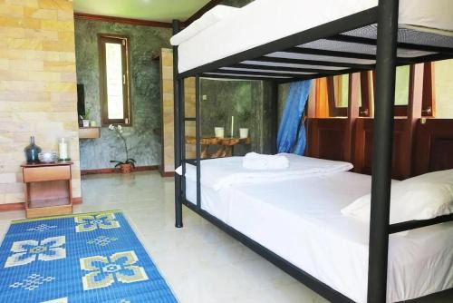 Ko Pha-ngan Hotel | Dusadee Lim Yoga & Qigong Retreat August 2025