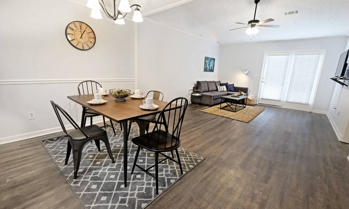 Martinez Condo | Dwell + Proper | Near Masters Golf Course