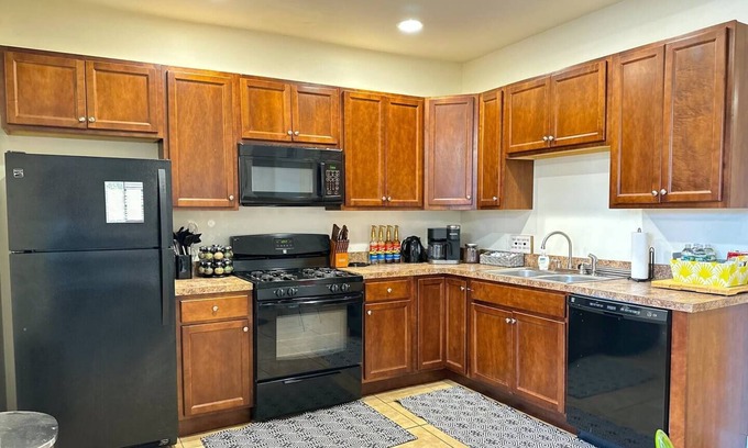 Seneca Falls Apartment | DWTN Waterfront~Casino~Vineyards~New Design