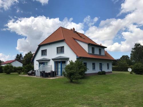 Zudar House | Dycke Haus 6