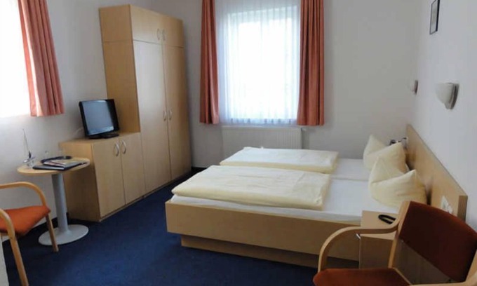 Sassnitz House | DZ 01. Standard mit Stadtblick - Hotel Garni Meeresgruß