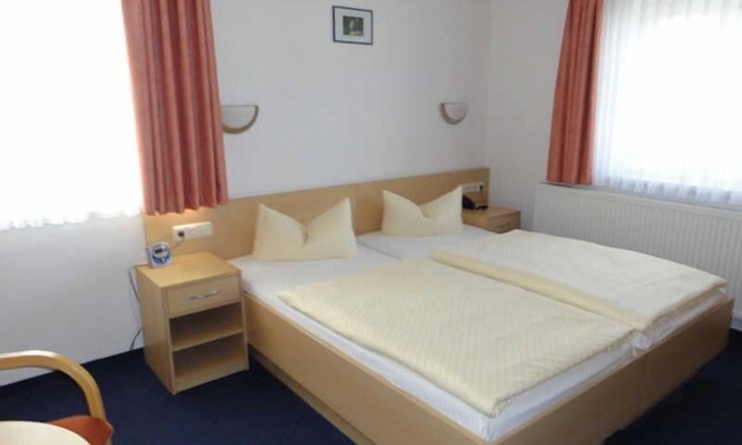 Sassnitz House | DZ 07. Standard mit Stadtblick - Hotel Garni Meeresgruß