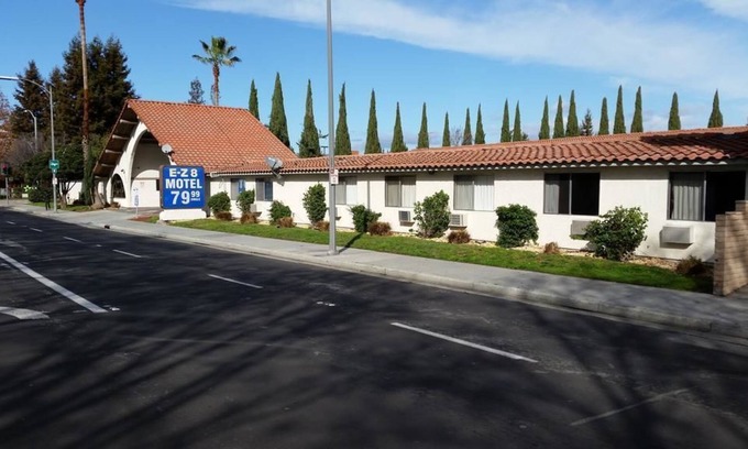 San Jose Hotel | E-Z 8 Motel San Jose 1