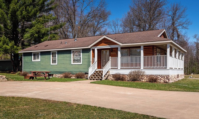 Neillsville Cabin | Eagle Cabin at the Riviera Resort in Neillsville, Wisconsin!