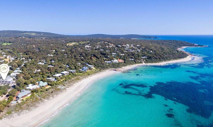 Eagle Bay Apartment | Eagle Escape I Private Properties