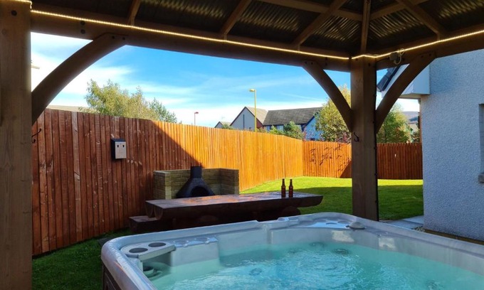 Aviemore House | Eagle Lodge - Aviemore Lodges