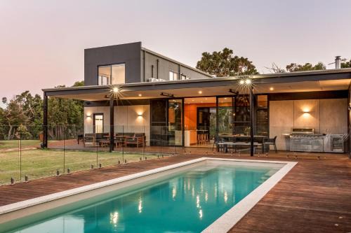 Eagle Bay House | Eagle Rise