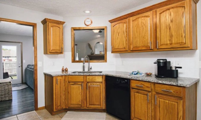 Ozark House | Eagle’s Landing: a cozy beauty in heart of SW MO