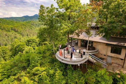 Bryson City House | EagleWatch Mountain Retreat & Event Venue