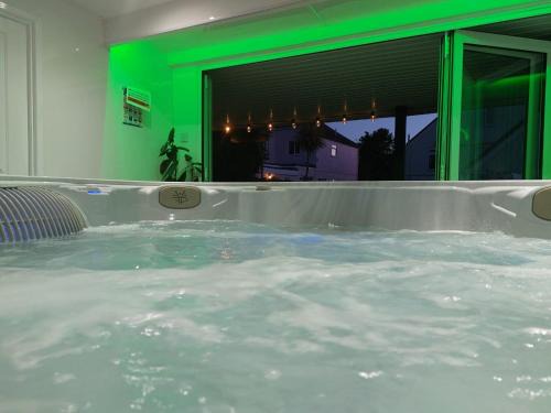 Roundham House | Earlston House