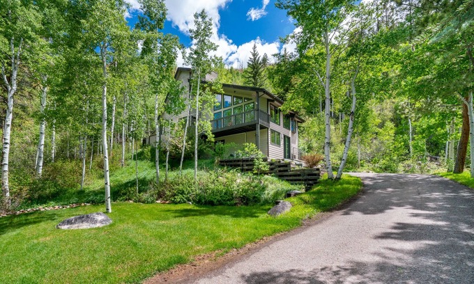 Mountain Valley House | East Aspen Contemporary Chalet