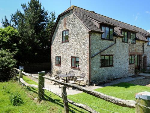 Bridport House | East Barn