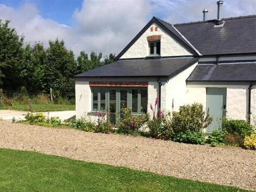 Dwrbach House | East Barn - Uk31836