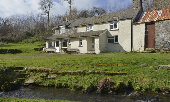 Okehampton Cottage | EAST CLEAVE, pet friendly, character holiday cottage in Bridestowe