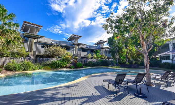 Belongil Apartment | East on Byron