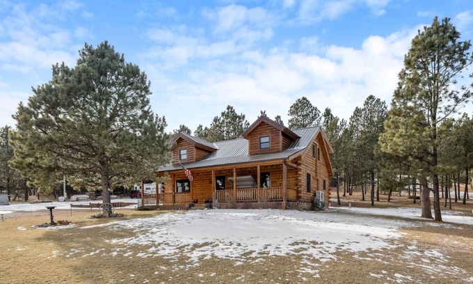 Hermosa House | East Pines :Modern Cabin in nature