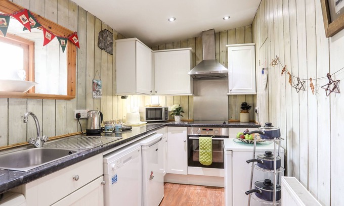 Llaneilian Cottage | East Point Lynas Lighthouse Keeper's Cottage
