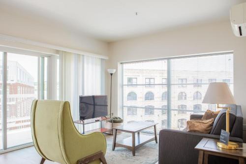 Lower East Side Apartment | East Side 1BR Apt - Near Brady St and Fiserv with Balcony