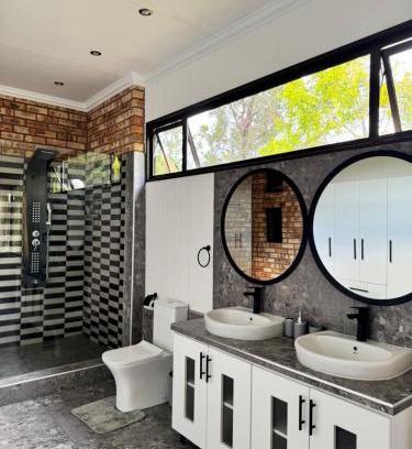Magaliesberg House | EastClaire Guesthouse