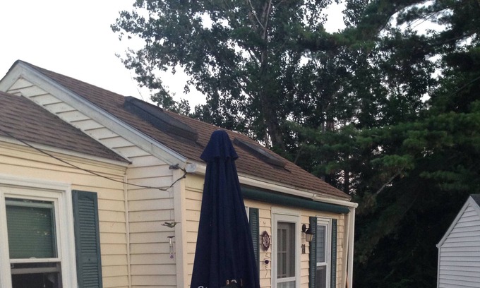 Laconia Cottage | Eastern Shores Cottage Winnipesaukke Paugus Bay