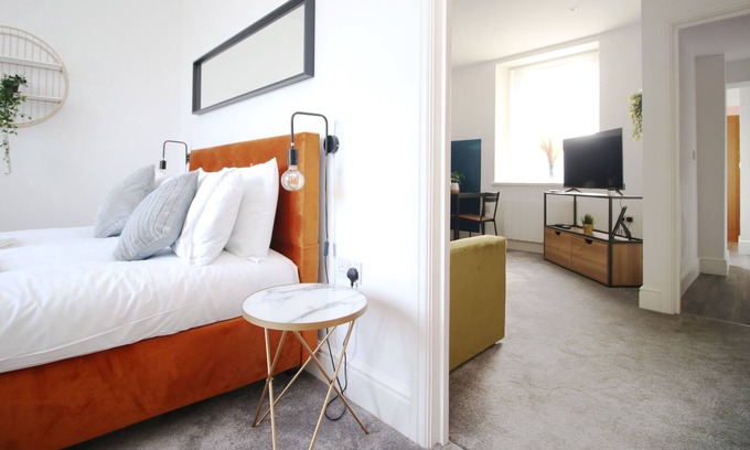 Newport Apartment | Eastern Way 1 by Tŷ SA in Newport