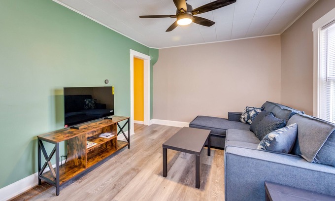 Easthampton Apartment | Easthampton Vacation Rental - Walk to Breweries!