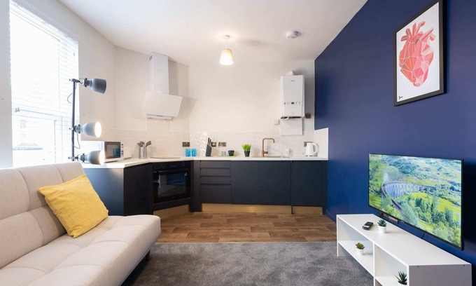 Easton Apartment | Easton 4 by StayStaycations