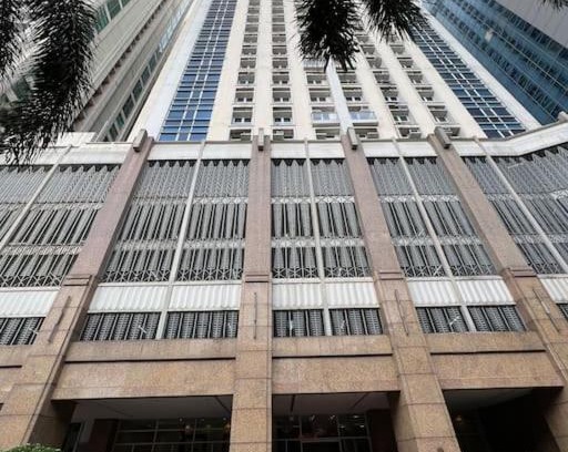 Bagumbayan Apartment | Eastwood City Le grand Tower 1 with parking