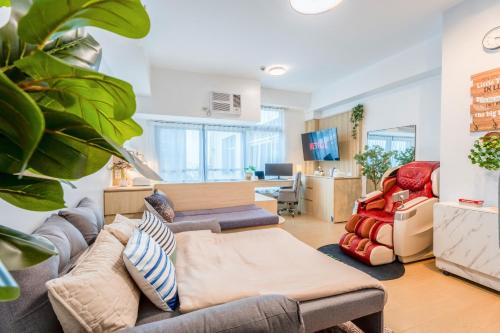 Bagumbayan Apartment | Eastwood LeGrand 3 with Ogawa MasterdrivePlus, No Pets Allowed