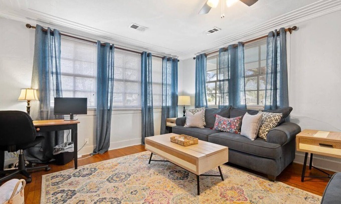 Richmond Hill House | Easy Drive to Pembroke & Historic District+Pets
