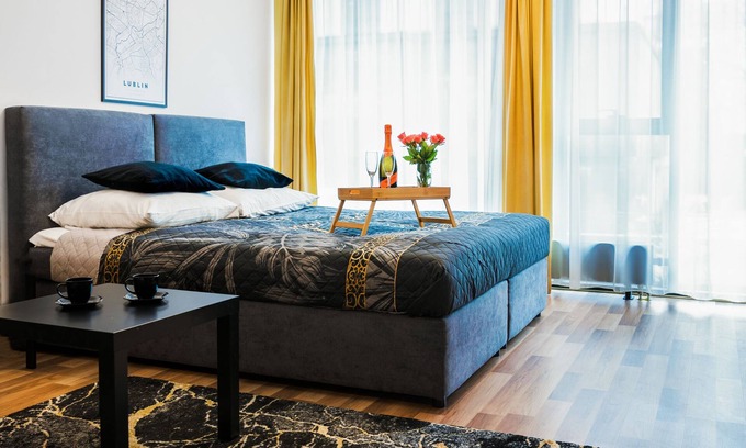 Srodmiescie Apartment | Easy Rent Apartments - Silver 8