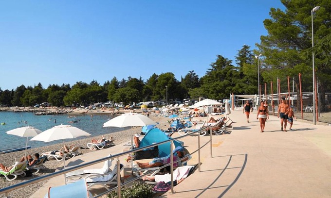 Municipality of Vrsar Resort | Easyatent Camping Valkanela