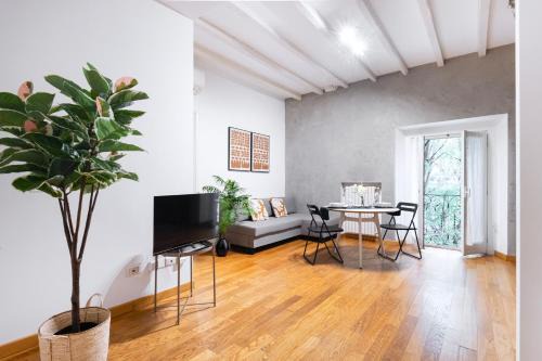 Magenta Apartment | Easylife - Relax in intimo e silenzioso appartamento a due passi dal castello sforzesco