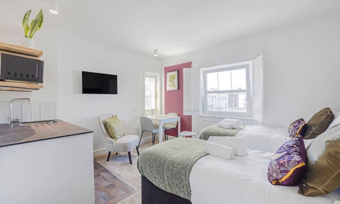 Folkestone Apartment | Eco Aparthotel - Coolinge Studio