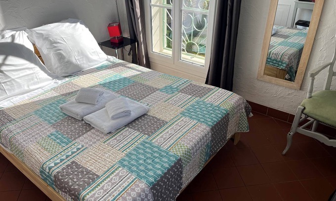 Vence House | Eco double bed (3)