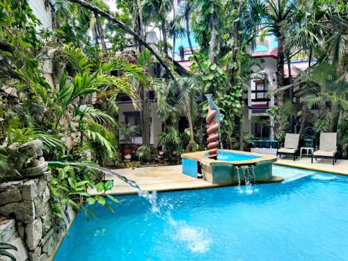 Downtown Cancun Hotel | Eco-hotel El Rey del Caribe
