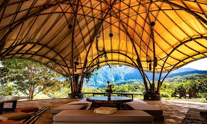Dominical RV Rental | Eco Luxe Glamping Nest #15 - 2 Queen Beds at Holos