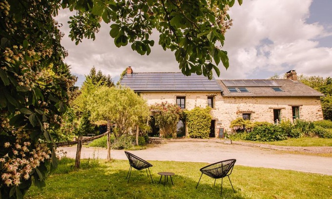 Saint-M'Herve Cabin | Ecolodge La Belle Verte
