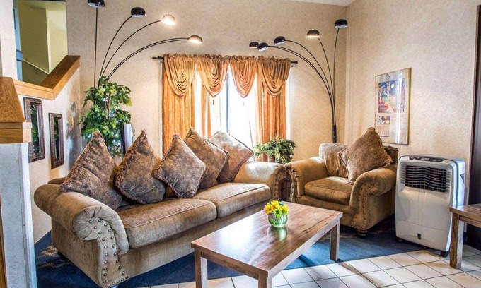 Aurora Hotel | Econo Lodge Denver International Airport
