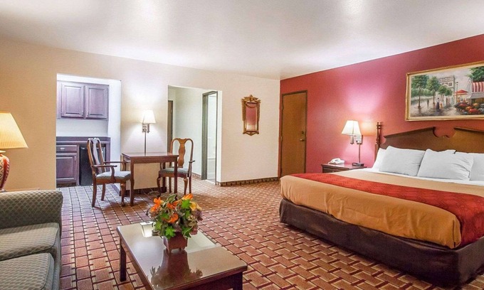 Dexter Hotel | Econo Lodge Dexter