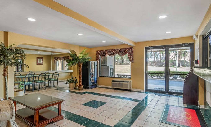 Union City Hotel | Econo Lodge Union City - Atlanta South