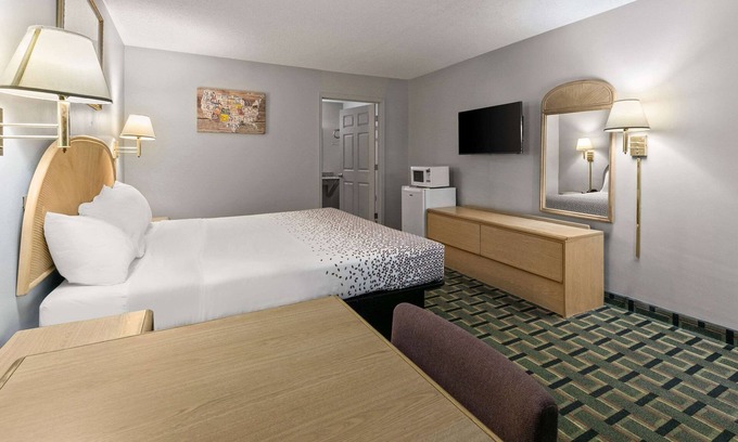 Clemson Hotel | Econo Lodge