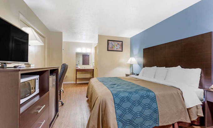 Woodstock Hotel | Econo Lodge Woodstock - Shenandoah Valley I-81